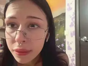 Cam4 Nude Webcam of MirandaVee