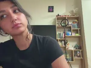 Cam4 Watch Live Sex Cams of YingPopichak