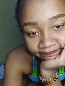 Cam4 Adult Video Chat of mayrahqueen