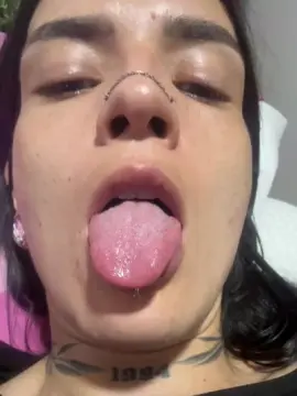 Cam4 Sex Cam of EmmaHerby