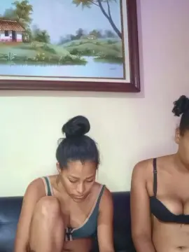 Cam4 Live Sex Cam of Monica2702