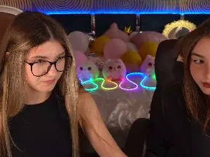Cam4 Private Sex Chat of Lissaa_Moon