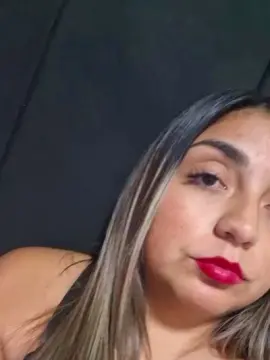 Cam4 Nude Webcam of Morenarubia18