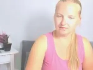 Cam4 Adult Video Chat of RoseWonderful