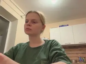 Cam4 Live Porn of ShanikaPluhar