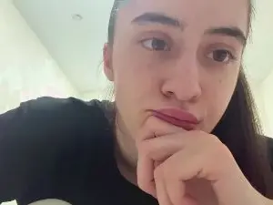 Cam4 Live Sex of SaritaTrammel