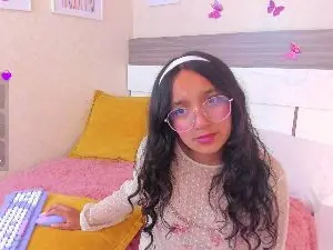 Cam4 Sex Cam of Emilyblussh