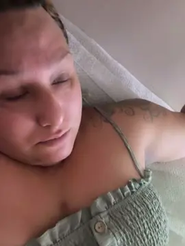 Cam4 Live Sex of sirella9