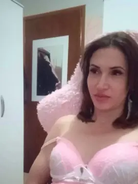 Cam4 Free Live Porn of Irresistible34