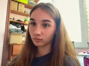 Cam4 Free Live Porn of LourieOssola