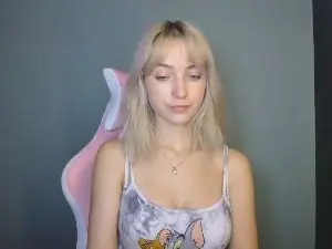 Cam4 Sex Cam of LuciaAdorable