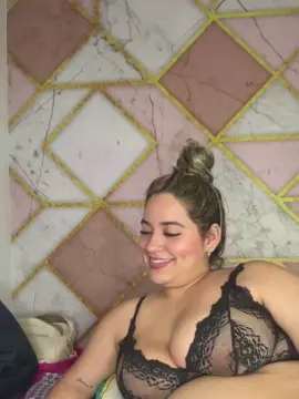 Cam4 Adult Webcam of Amira__Maliaa