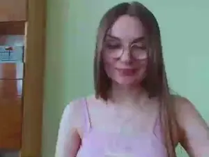 Cam4 Sex Chat of EllyHEARTx