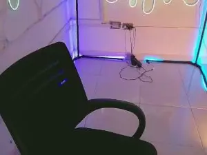 Cam4 Free Porn Cam of Cherry_midnigth