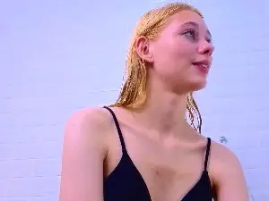 Cam4 Free Porn Cam of RessieCser