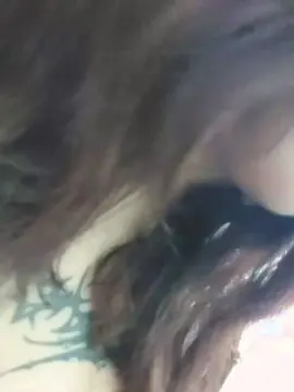 Cam4 Adult Video Chat of yourbabyemilyy1