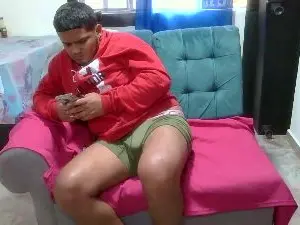 Cam4 Watch Live Sex Cams of lili_latina