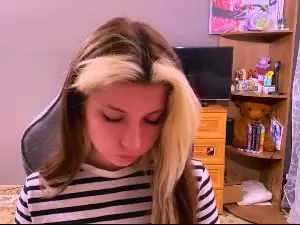 Cam4 Live Sex Cam of KristenHorwood