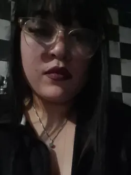 Cam4 Adult Video Chat of yamila36