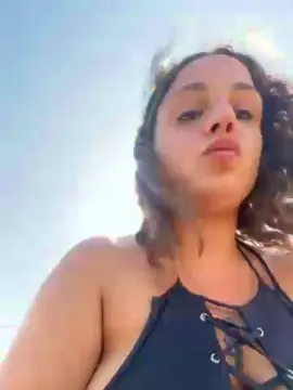 Cam4 Free Live Porn of Alessiaaa_