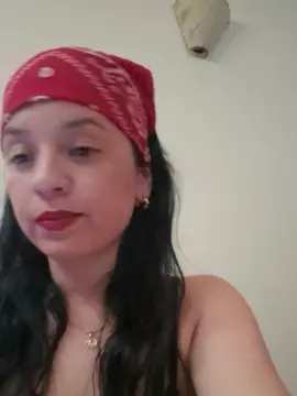 Cam4 Adult Video Chat of Pia_pilar1