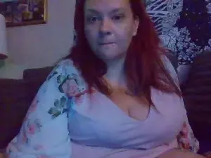 Cam4 Live Porn of CurvyMama420