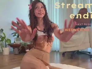 Cam4 Free Porn Cam of OdetteAllenson