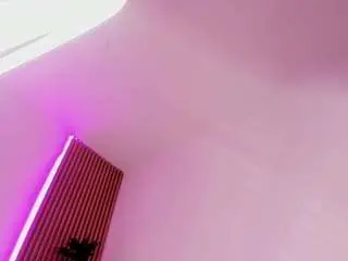 Camsoda Adult Webcam of nicole-miler
