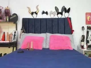 Camsoda Live Porn of emmily-giraldo