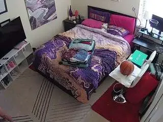 Camsoda Nude Webcam of voyeurcam-hornyhostel-01