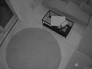 Camsoda Adult Webcam of voyeurcam-julmodels-living-7