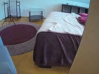 Camsoda Live Sex of voyeurcam-julmodels-whitebed-6