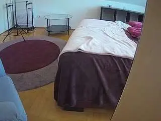Camsoda Adult Webcams of voyeurcam-julmodels-whitebed-6