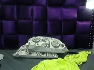 Camsoda Best live sex cam show of crushonme