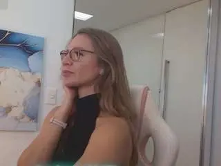 Camsoda Nude Webcam of milf-tea
