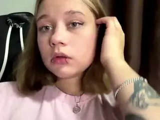 Camsoda Adult Webcam of josefinelathen