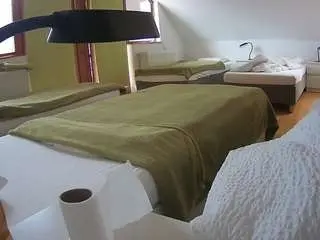Camsoda Live Porn of voyeurcam-julmodels-bed-2