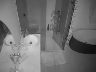 Camsoda Sex Chat of voyeurcam-casa-salsa-bathroom-6