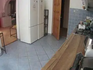 Camsoda Private Sex Chat of voyeurcam-julmodels-kitchen