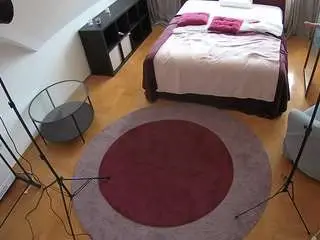 Camsoda Adult Webcam of voyeurcam-julmodels-whitebed-1