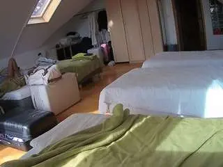 Camsoda Adult Webcams of voyeurcam-julmodels-bed-3