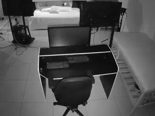 Camsoda Adult Video Chat of voyeurcam-jb-photo-studio