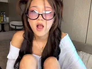 Camsoda Nude Webcam of veryhotasiangirl