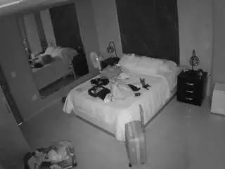 Camsoda Private Sex Chat of voyeurcam-casa-salsa-bedroom-4