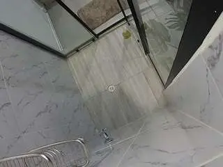 Camsoda Sex Cam of voyeurcam-jb-shower-2