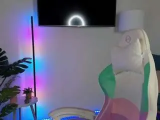 Camsoda Adult Video Chat of kira-moonnn