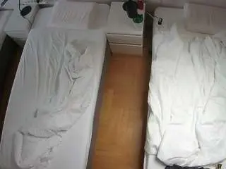 Camsoda Adult Webcam of voyeurcam-julmodels-bed-5