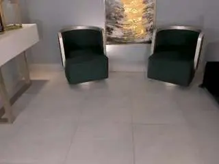 Camsoda Sex Cam of renatareyes