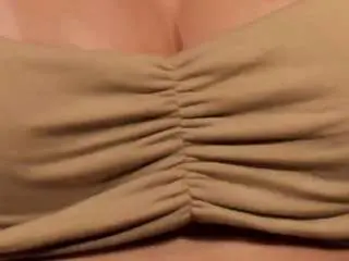 Camsoda Free Porn Cam of kendalljenneer