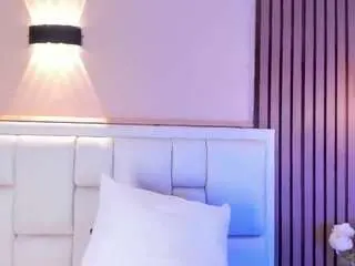 Camsoda Private Sex Chat of avymilton
